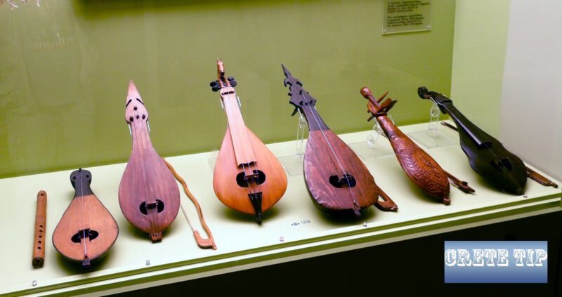 Eine Legende verstummt: Aspasia Papadaki, die erste Lyristin Kretas, ist verstorben 10 kret musikinstrumente