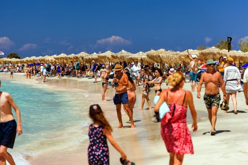 So vermeidet man Menschenmassen auf Kreta in der Hochsaison 6 elafonisi crowds