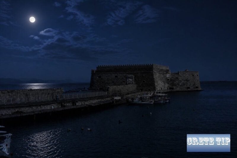 Besucher im Dunkeln gelassen: Empörung über die unbeleuchtete Festung Koules in Heraklion wächst 36 koules dunkelheit